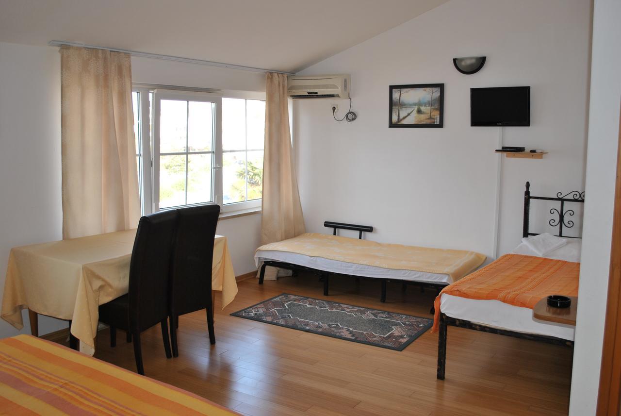 Promenade Bed and Breakfast Μεντουλίν Εξωτερικό φωτογραφία