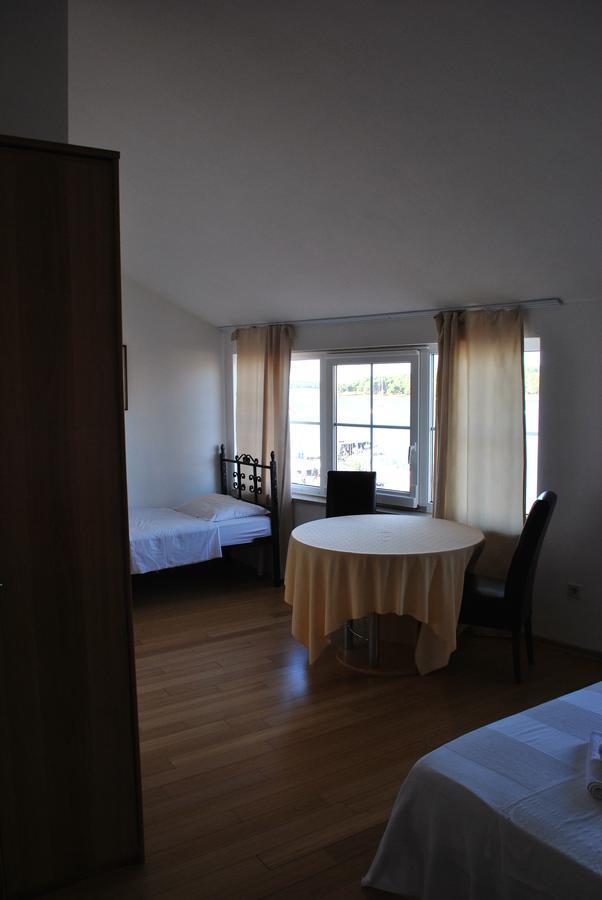 Promenade Bed and Breakfast Μεντουλίν Εξωτερικό φωτογραφία