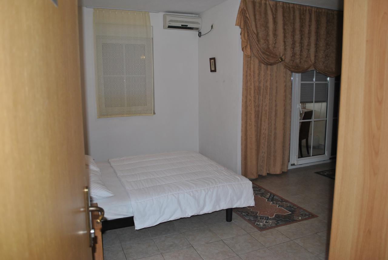 Promenade Bed and Breakfast Μεντουλίν Εξωτερικό φωτογραφία