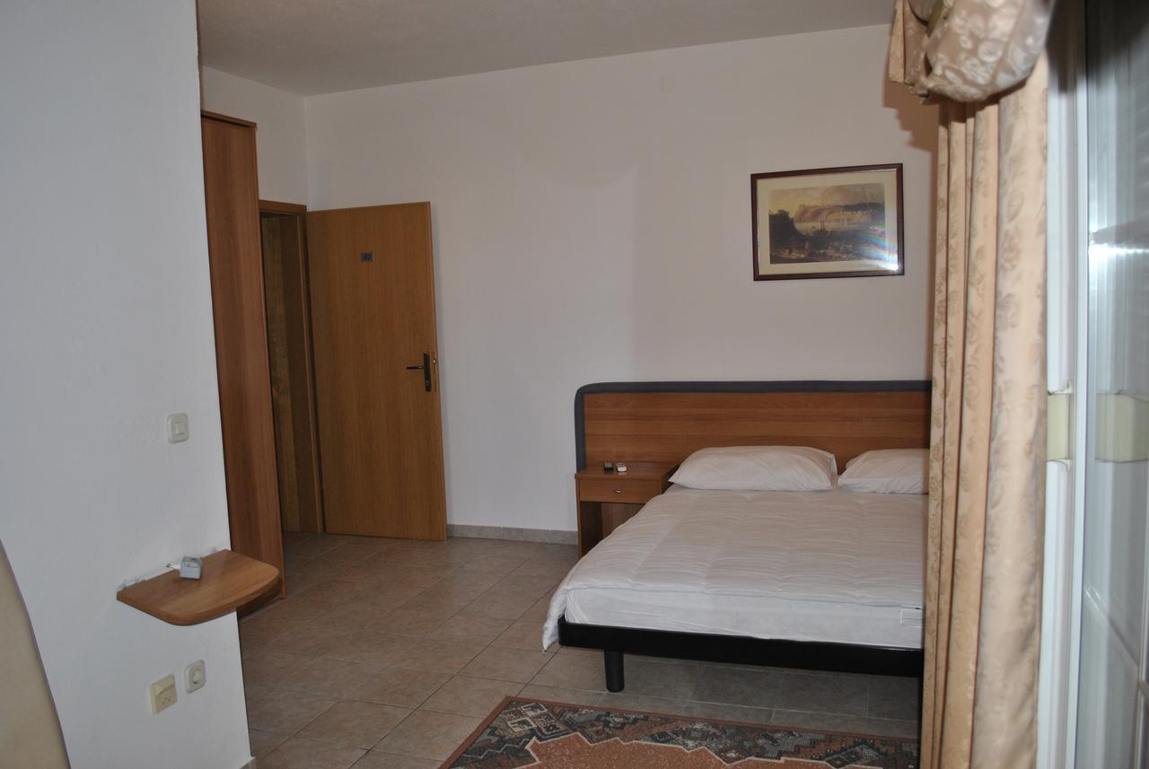 Promenade Bed and Breakfast Μεντουλίν Εξωτερικό φωτογραφία