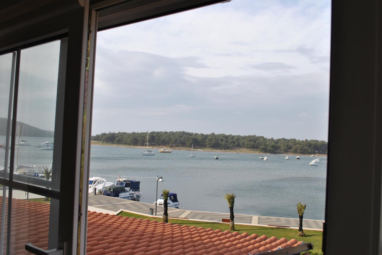Promenade Bed and Breakfast Μεντουλίν Εξωτερικό φωτογραφία